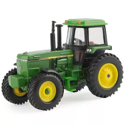 1:64 John Deere Vintage Tractor with Cab