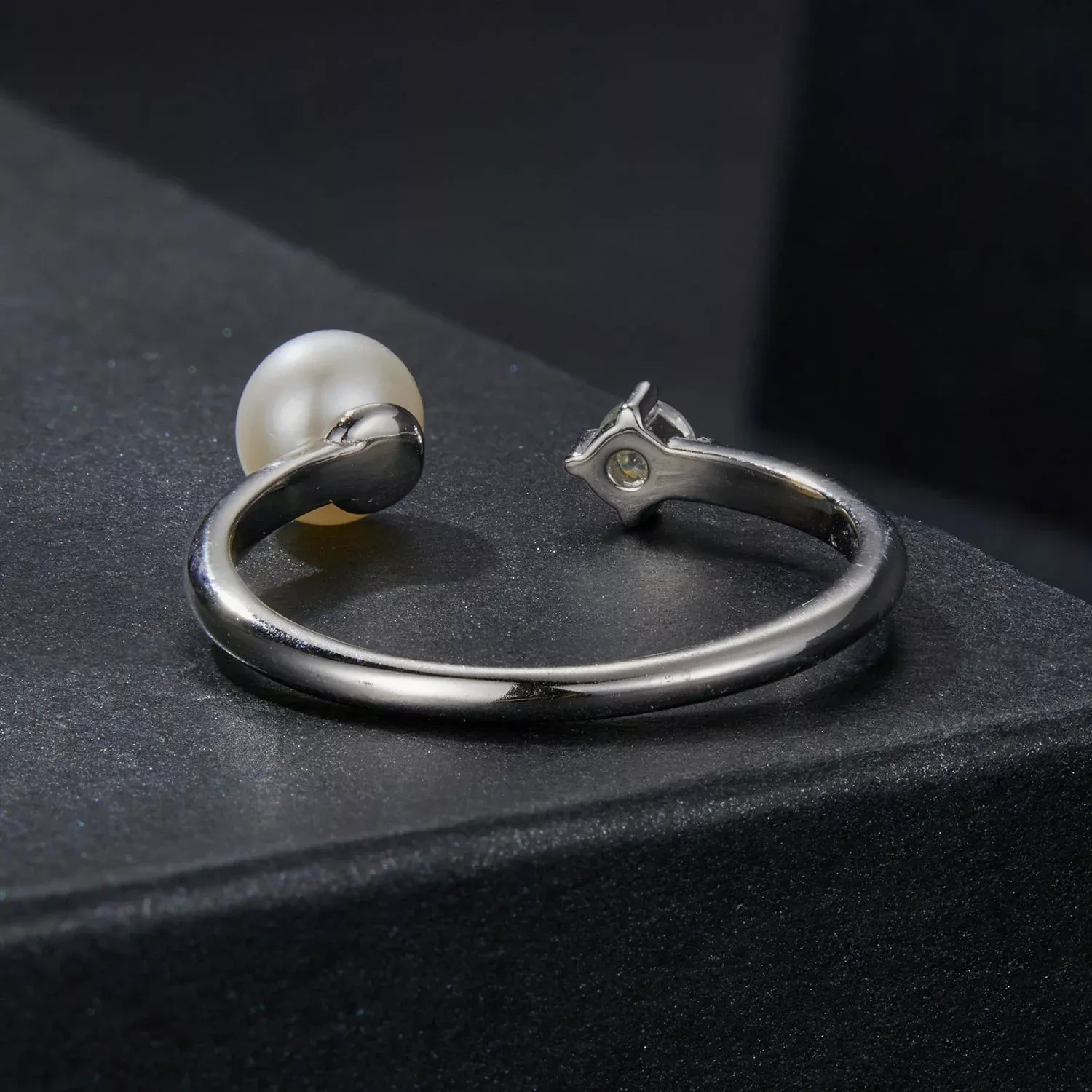 925 Sterling Silver Moissanite Quality Shell Pearl Ring for Women - Size E