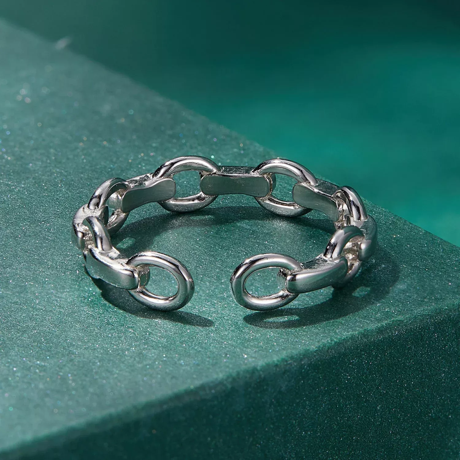 925 Sterling Silver Platinum Plated 0.4cm Wide Ring